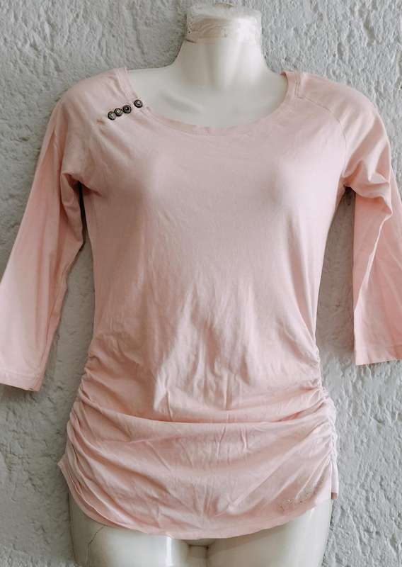 Guess Ladies Long Sleeve Top. (Nr85). S