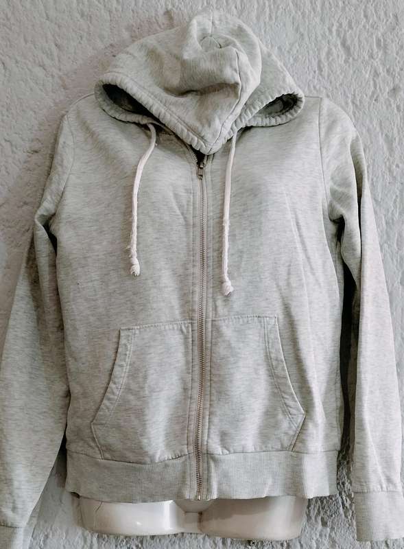 H&M Ladies Long Sleeve Hoodie. (Nr16). S