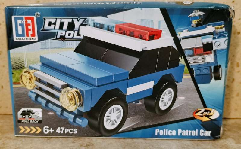 47 Piece Building Blocks (Lego Like) Police Patrol Car.
