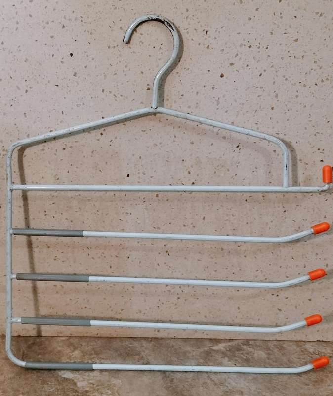 Superb Vintage Solid Metal 5 Trouser and Belt Hanger