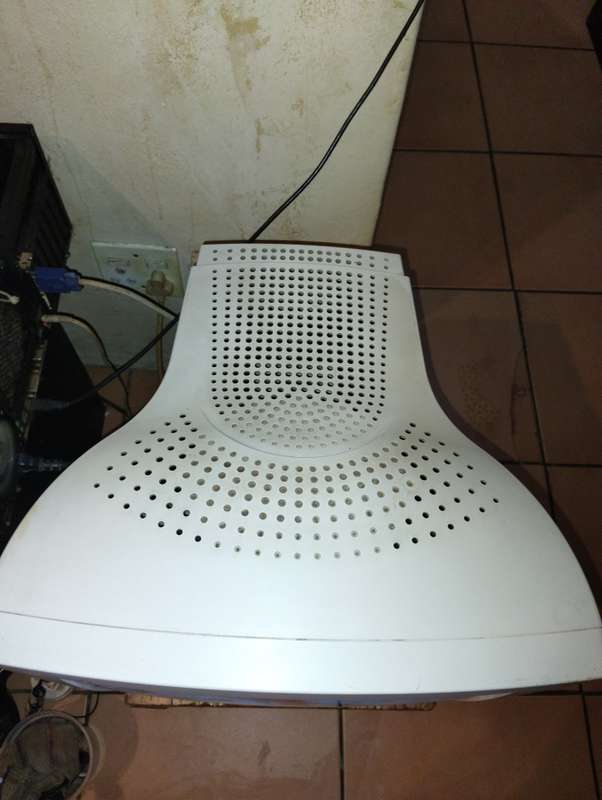 BenQ 17" CRT VGA monitor 1280x 1024