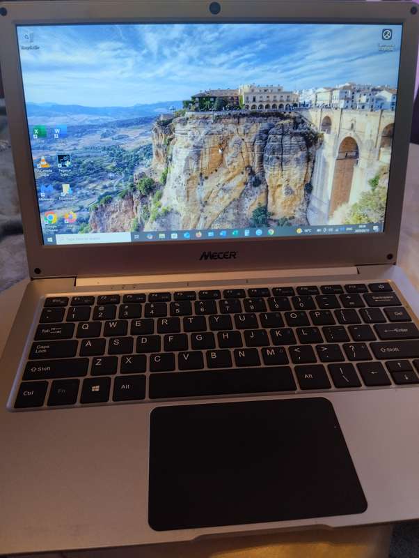 Mecer Mini Laptop 4GB RAM  128GB M2 NVME SSD. Upgrade slot. Win 10 PRO MS Office PRO 2019