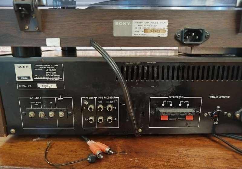 Sony record turntable and amp with 100+ records