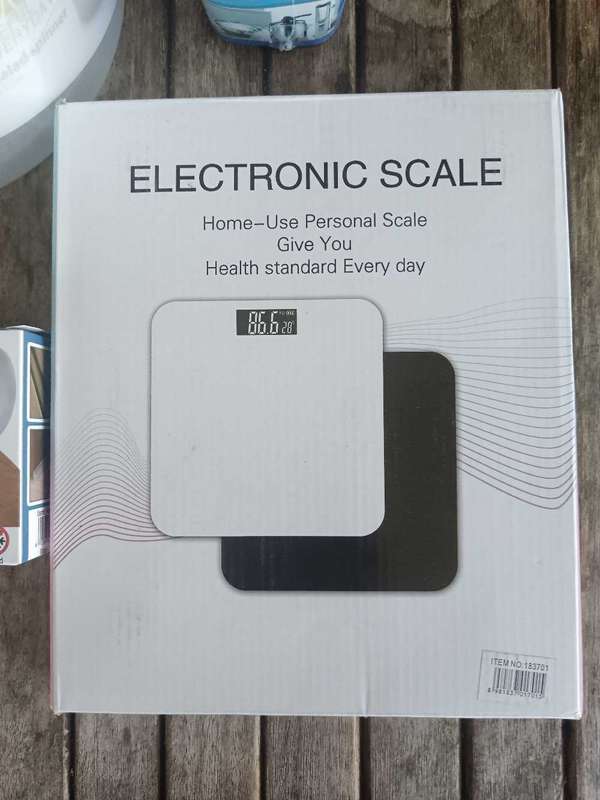 Lot of Brand New Kitchen and Bathroom Gadgets