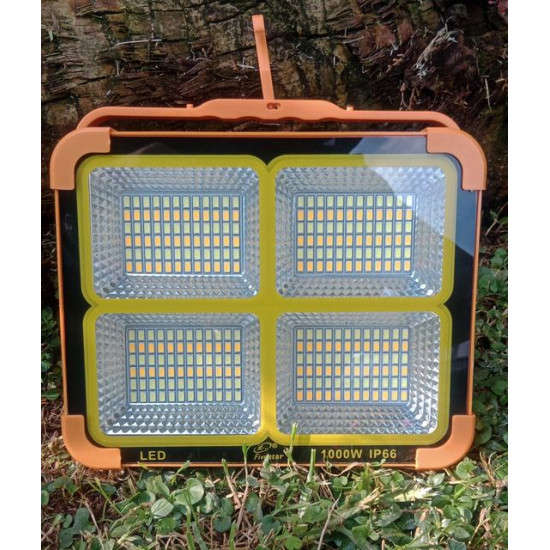 HUGE FIVESTAR 1000W Solar LED Flood Light with 4 ligthing Modes