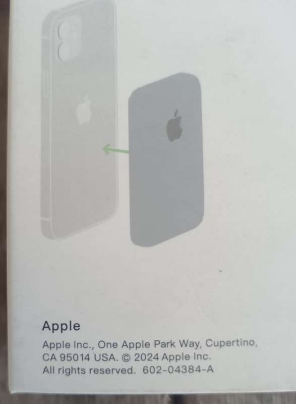 Original Apple MagSafe 5000mAh Battery Pack