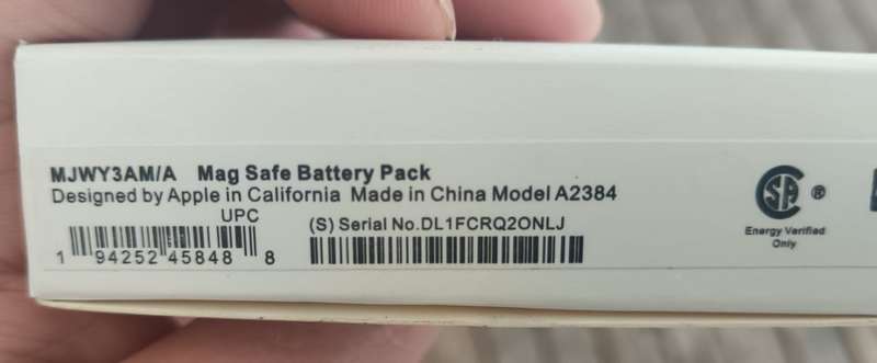 Original Apple MagSafe 5000mAh Battery Pack