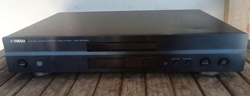 Yamaha Natural Sound Compact Disc Player - CDX-397MK2