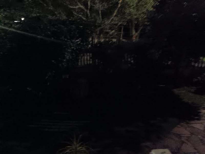 HUGE FIVESTAR 1000W Solar LED Flood Light with 4 ligthing Modes