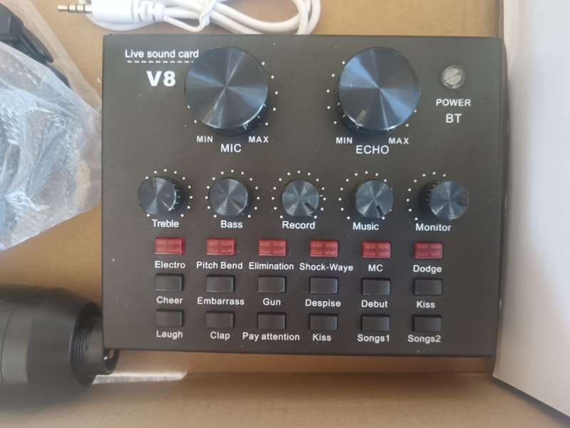 Professional Studio Recording Microphone Kit With V8 Sound Card