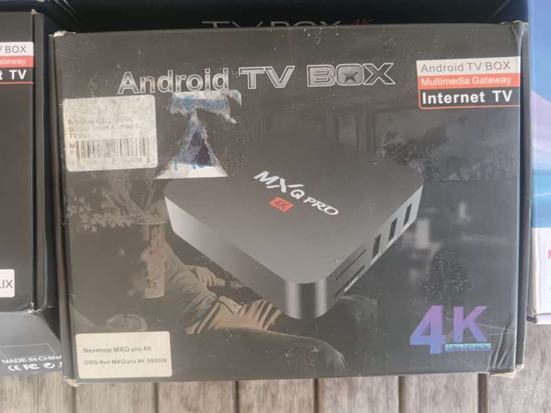 5 x Android TV Smart Boxes (READ)