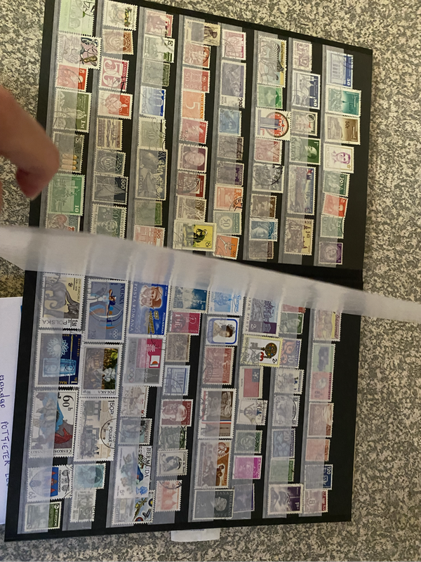 Complete 12 pages stamp book - stamps from all over the world