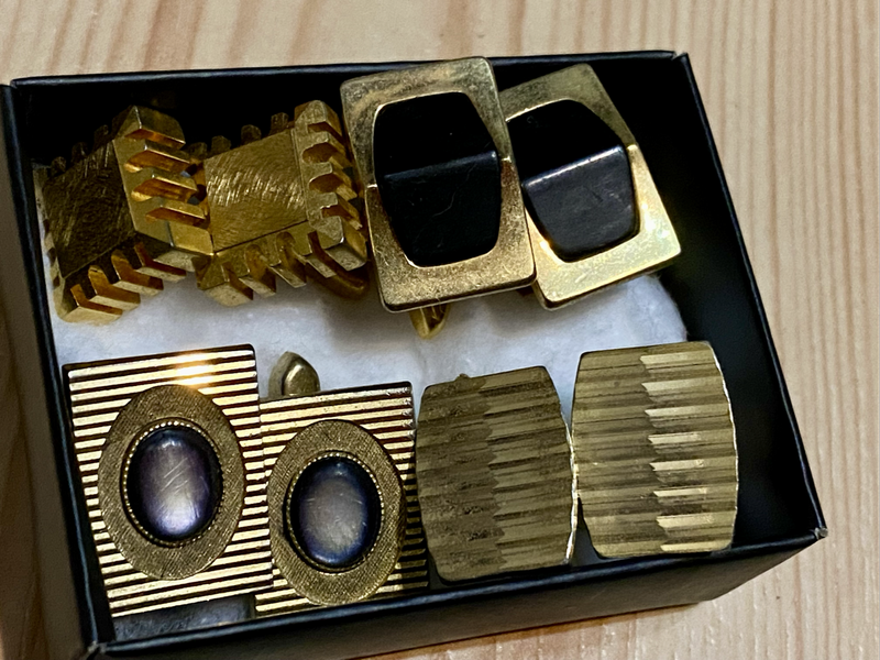 Set of vintage cufflinks