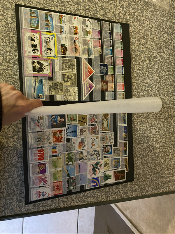Complete 12 pages stamp book - stamps from all over the world