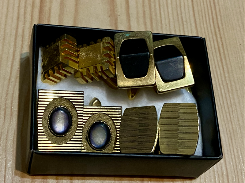 Set of vintage cufflinks