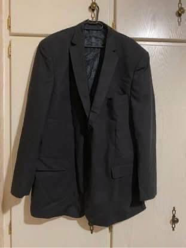 full wool designer Alfred Sung suit jacket imported (from Moores stores Canada). Worn once Size 48