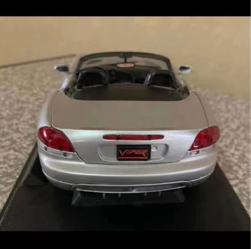 2003 Model car / collectors car / toy car - Dodge Viper RT/10 - SRT/10. Scale 1:18.