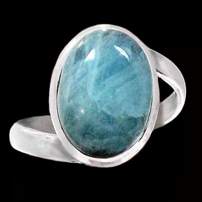 Genuine Earth Mined Aquamarine Oval Gemstone set in Solid .925 Sterling Silver Ring Size 9.5 / S 1/2