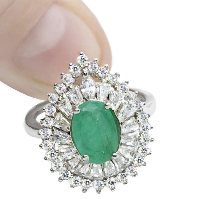 25.80 Cts Natural Zambian Emerald, Cubic Zirconia Solid .925 Silver Size 7 or O