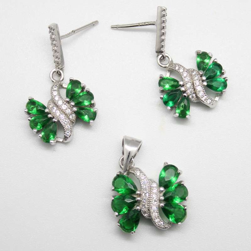 Breathtaking AAA+ Nano Emerald ,white Topaz Gemstone in Solid .925 Silver Pendant and Earrings