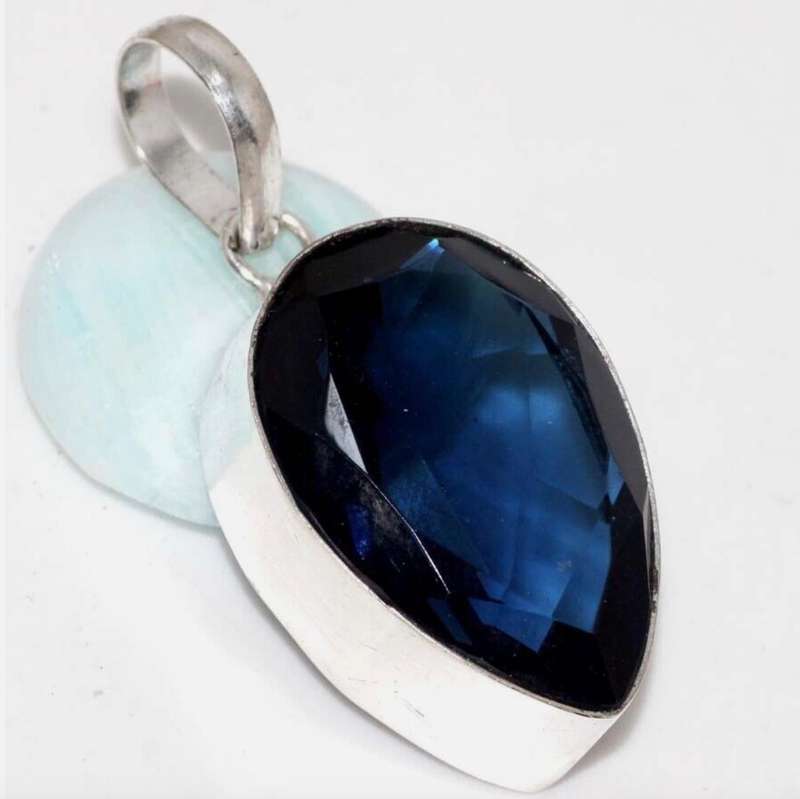 Handmade Sapphire Blue Quartz Pear Shape 925 Sterling Silver Plated Pendant