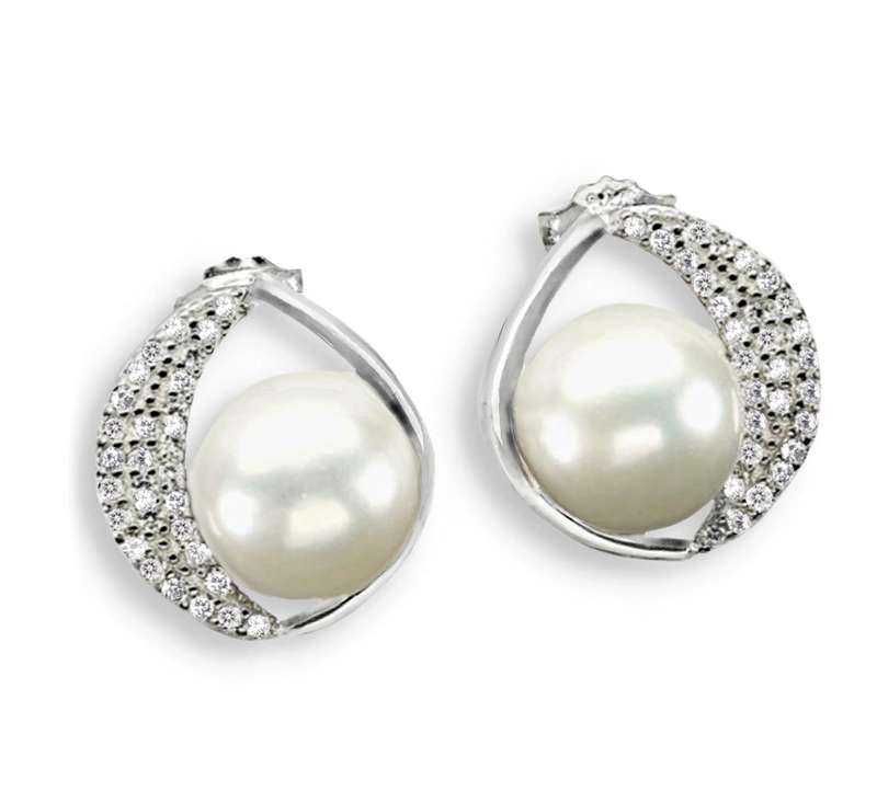 Natural Cultured Freshwater White Pearl, White CZ set in Solid .925 Sterling Silver Stud Earrings