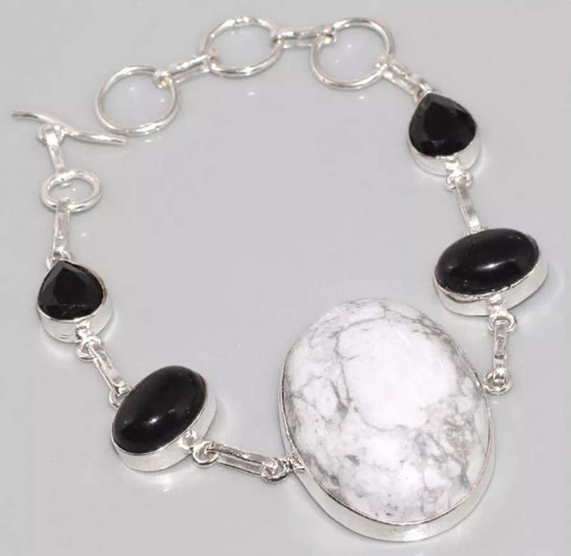 Natural Howlite and Black Onyx Gemstone set in .925 Sterling Silver Plated Handmade Bracelet