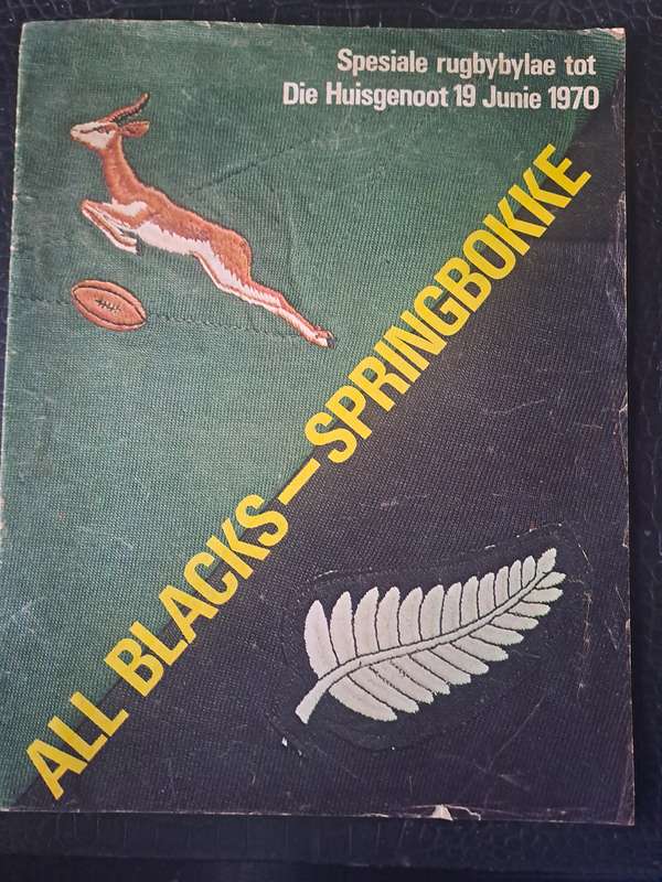 Rugby insert to Huisgenoot magazine. 1970 All Blacks to SA pre-tour 24 pp
