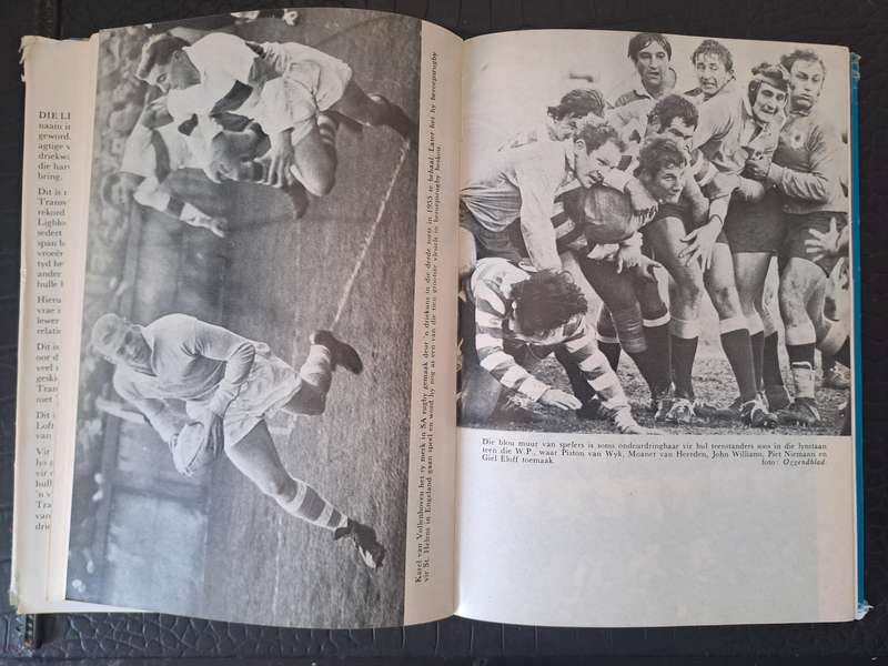Rugby book. "Die Ligbloues" by Johan Volschenk h/c with d/w 193 pp