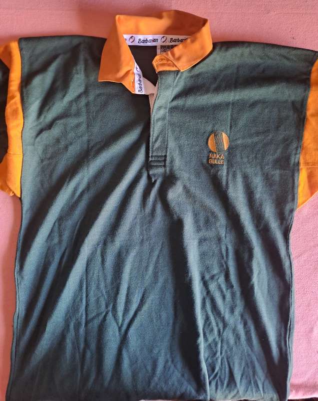 Rugby jersey. Naka Bulle (Pretoria) Rugby Club.  no 13. Size: 40/102