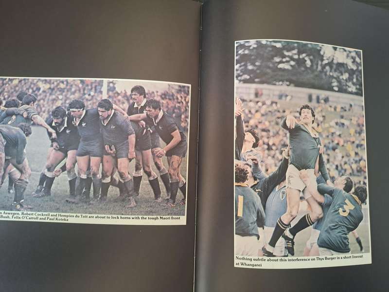 Rugby book "Springboks under Siege" Springbok rugby during 1980-81 h/c 162 pp SIGNED by Johan Heunis