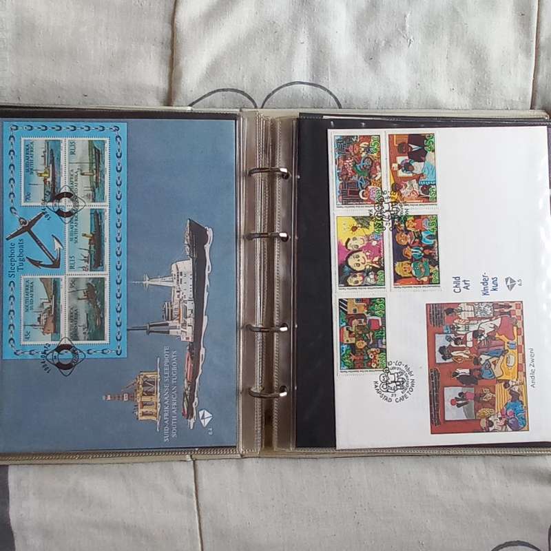 FDC Album - 15 Double-sided Album Pages - Includes RSA Large Format Covers