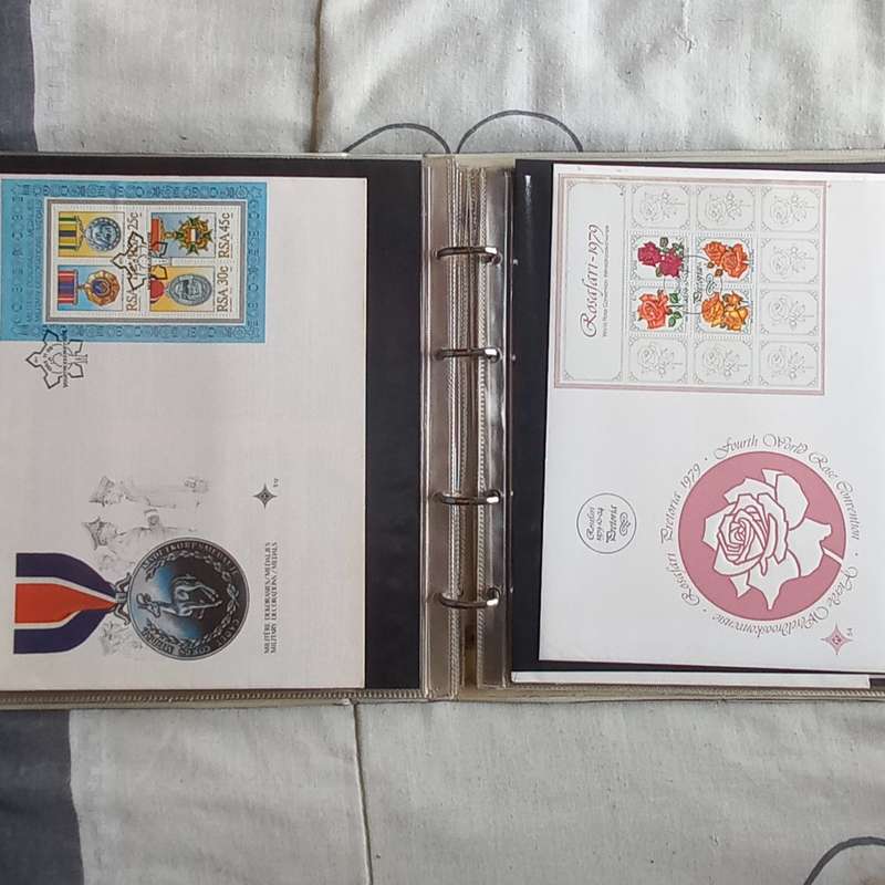 FDC Album - 15 Double-sided Album Pages - Includes RSA Large Format Covers