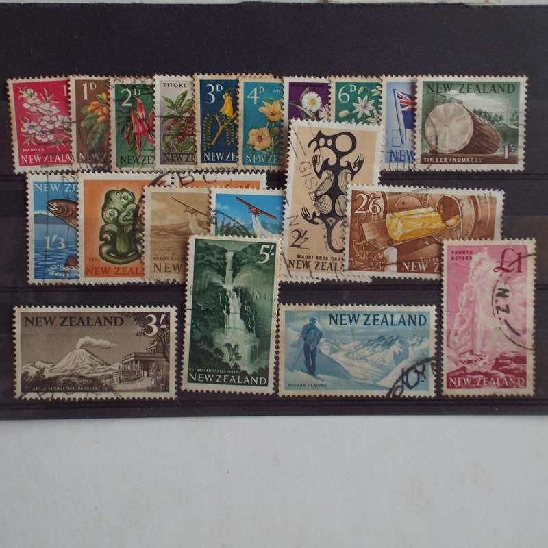 New Zealand - 1960 Defin Issue - Short Set of Singles - Used