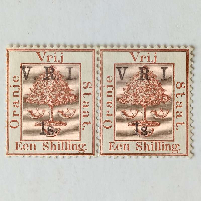 OFS - 1900 Optd and Surch (2nd print) - 1s on 1/- Brown - Pair, one with level stops - Unused