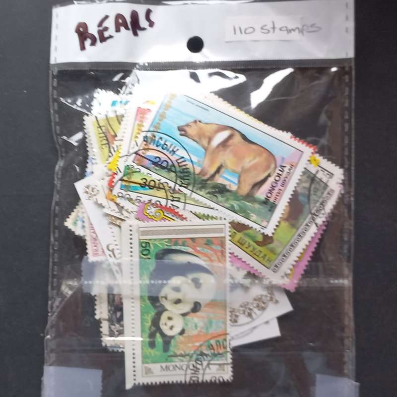 Thematics - Bears - 110 stamps in packet - no obvious duplication