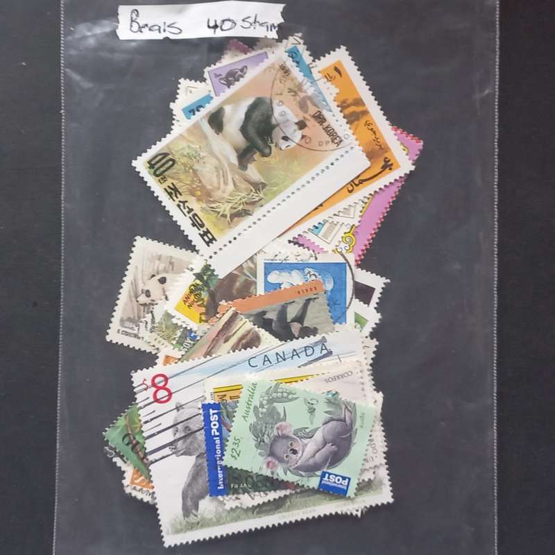 Thematics - Bears - 40 stamps in packet - no obvious duplication