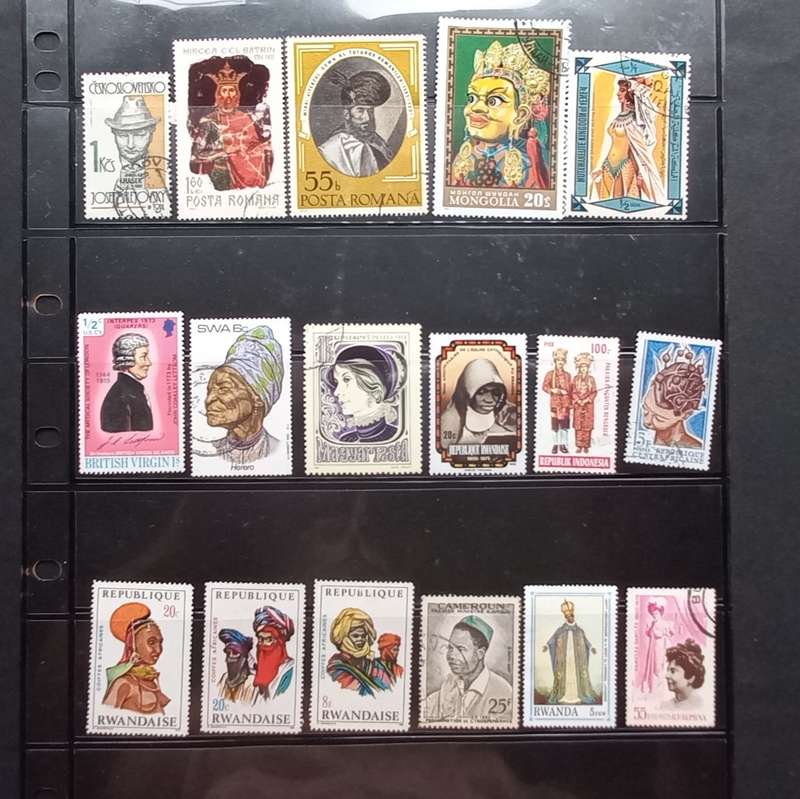 Thematics - Headgear - 34 stamps - No duplication