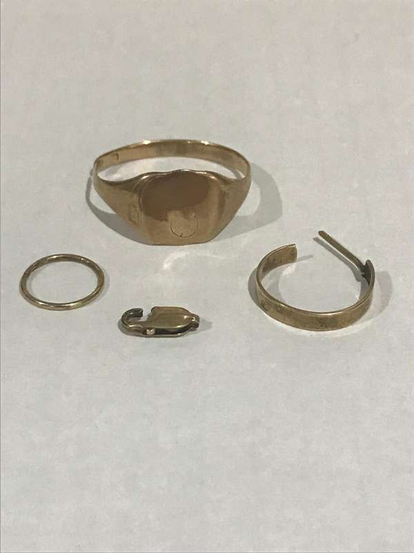 * SOLID 9CT YELLOW GOLD SCRAP LOT * CRAZY R1 START *