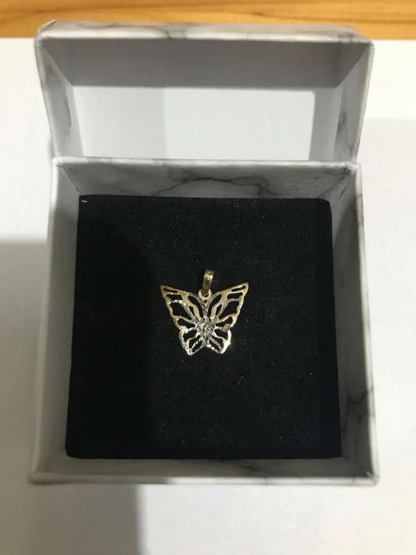 Solid 9ct Gold Butterfly Pendant