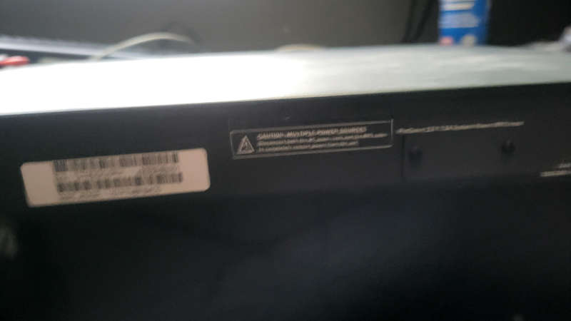 HP 2910-48G - 48 Port Network Switch FAULTY