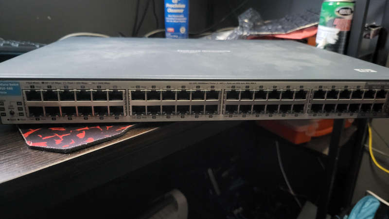 HP 2910-48G - 48 Port Network Switch FAULTY
