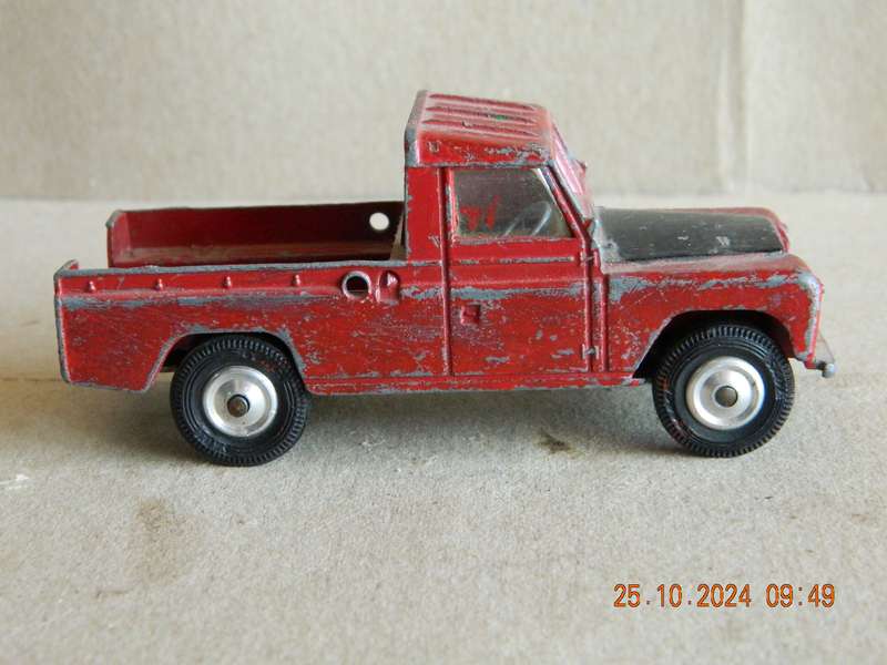 CORGI TOYS   -   -   LAND ROVER