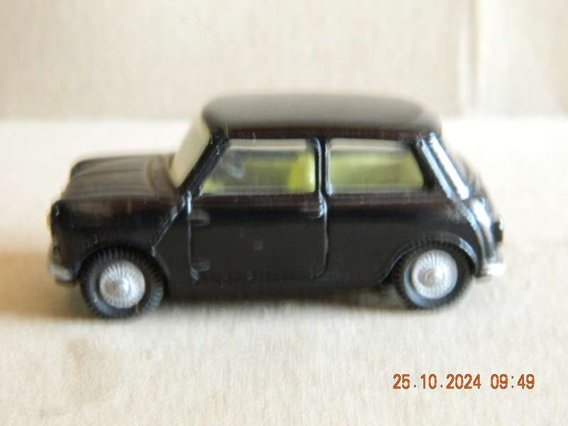 CORGI TOYS   -   -   MORRIS MINI COOPER