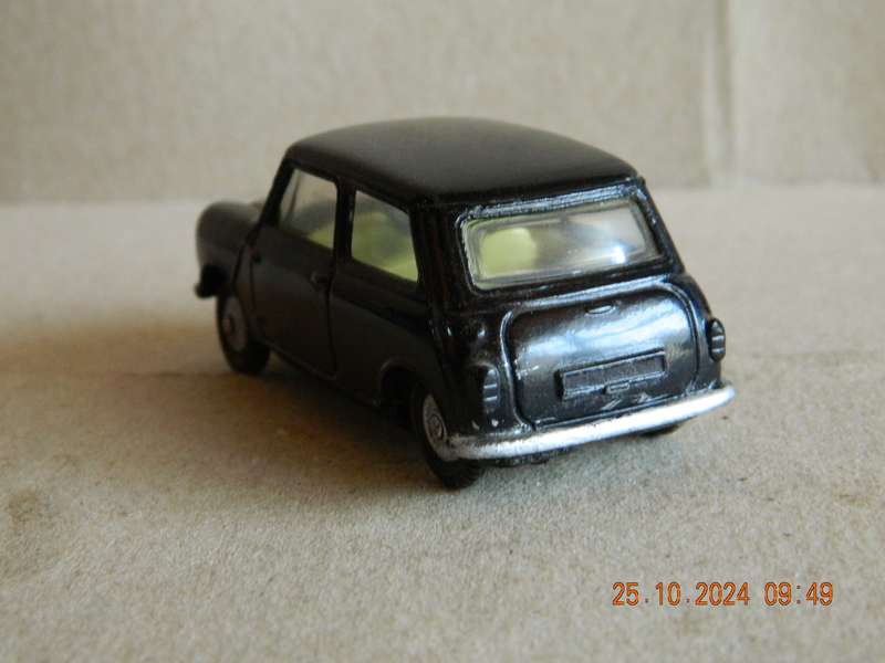 CORGI TOYS   -   -   MORRIS MINI COOPER