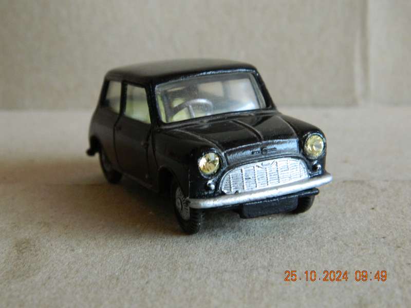 CORGI TOYS   -   -   MORRIS MINI COOPER