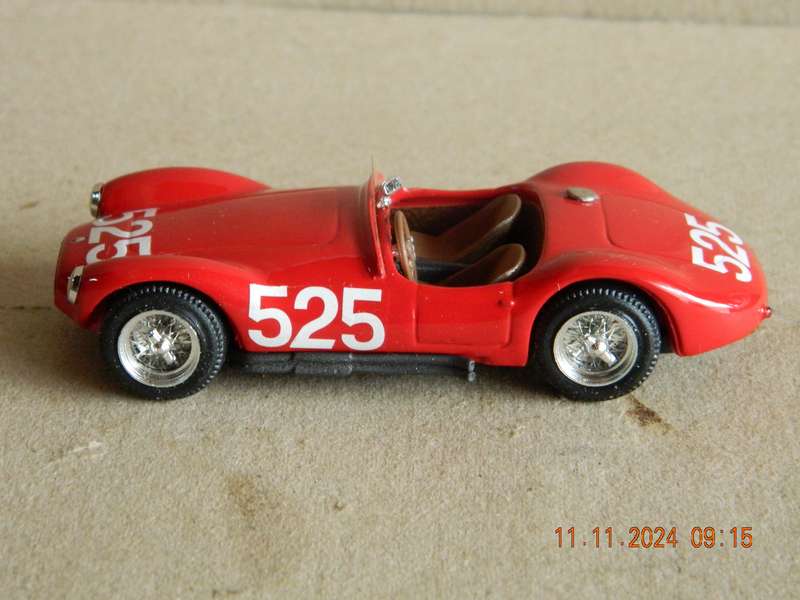 TOP COLLECTION MODEL  -  MASERATTI