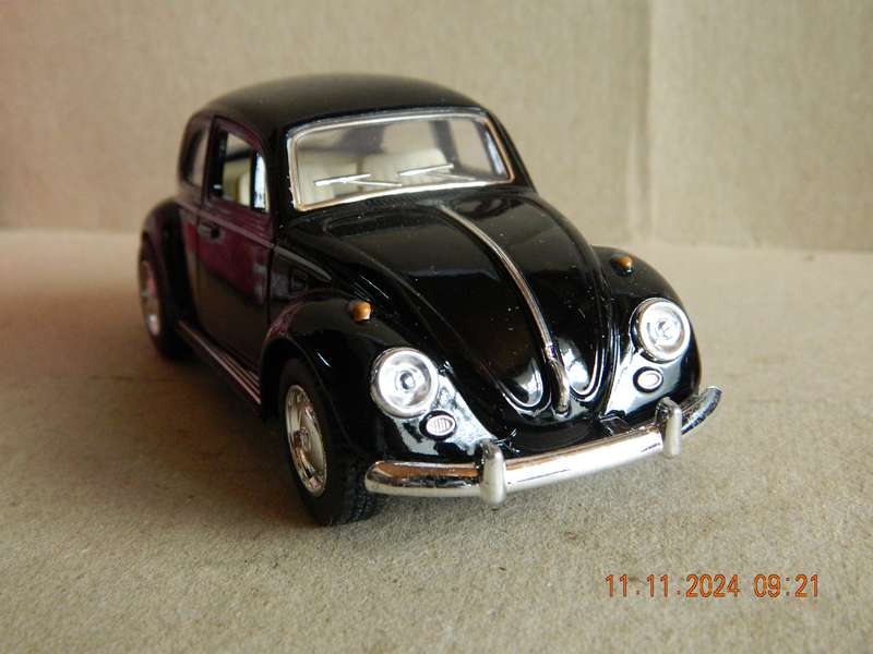 KINSMART  -  VOLKSWAGEN  -  CLASSICAL BEETLE  1967
