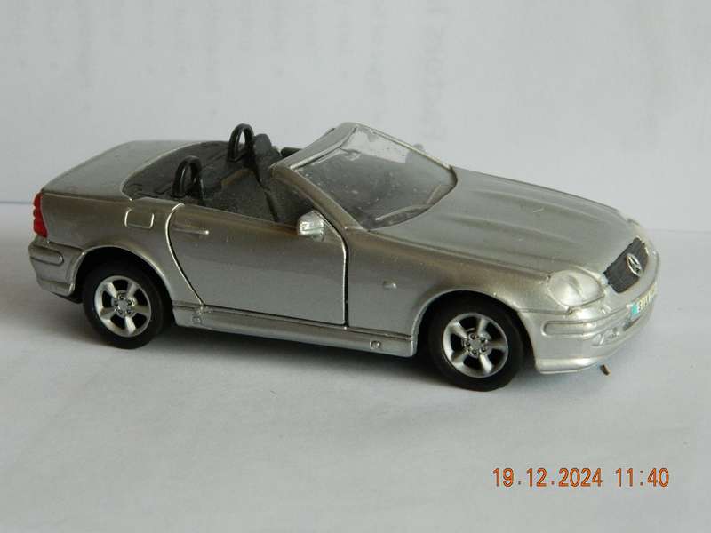 MAISTO  -  -   MERCEDES-BENZ SLK