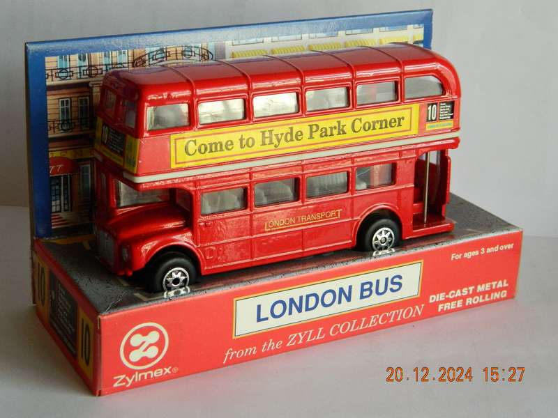 ZYLMEX  -  10  -   THE ROUTEMASTER  -  LONDON BUS